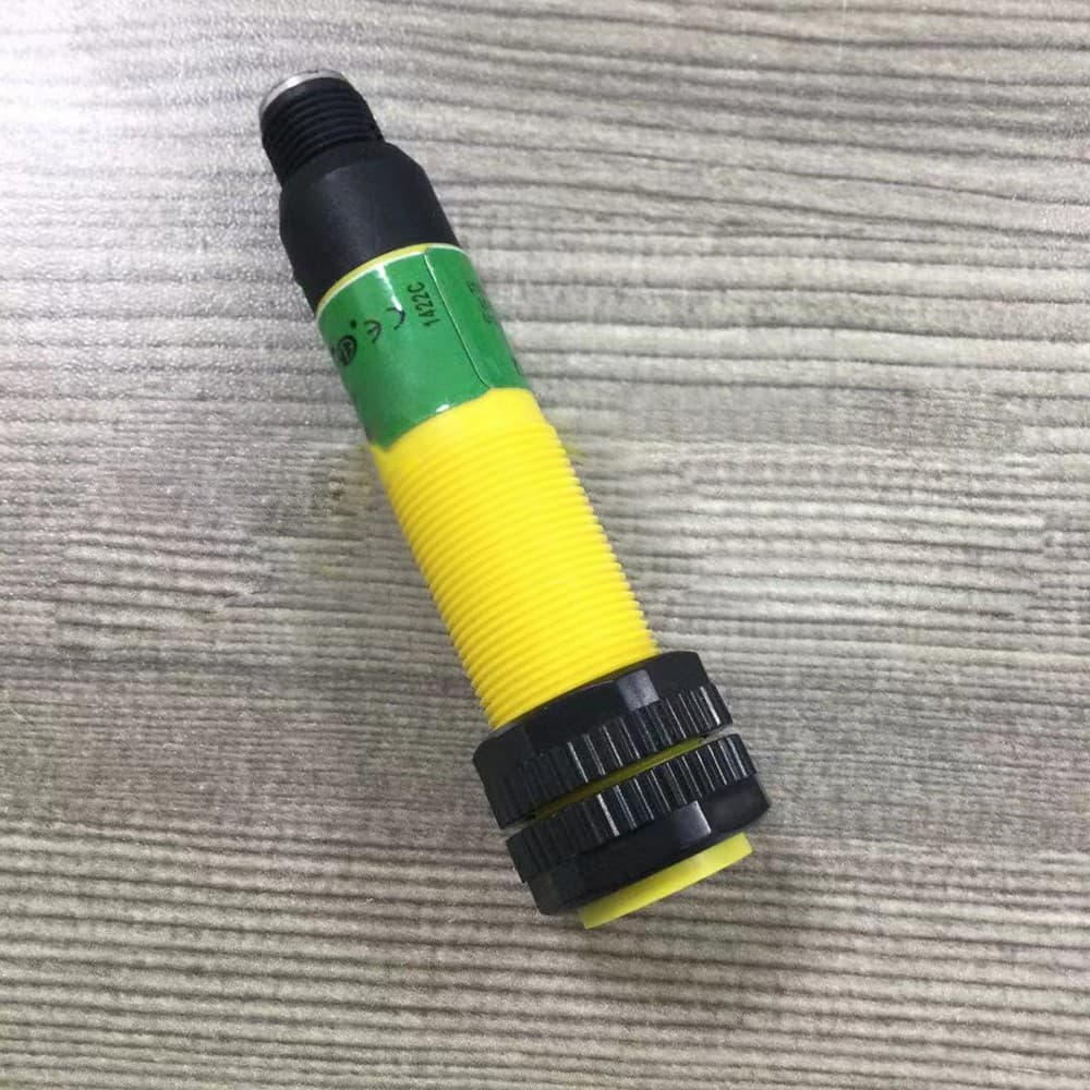 For BANNER S18SN6FF100Q Photoelectric Sensor