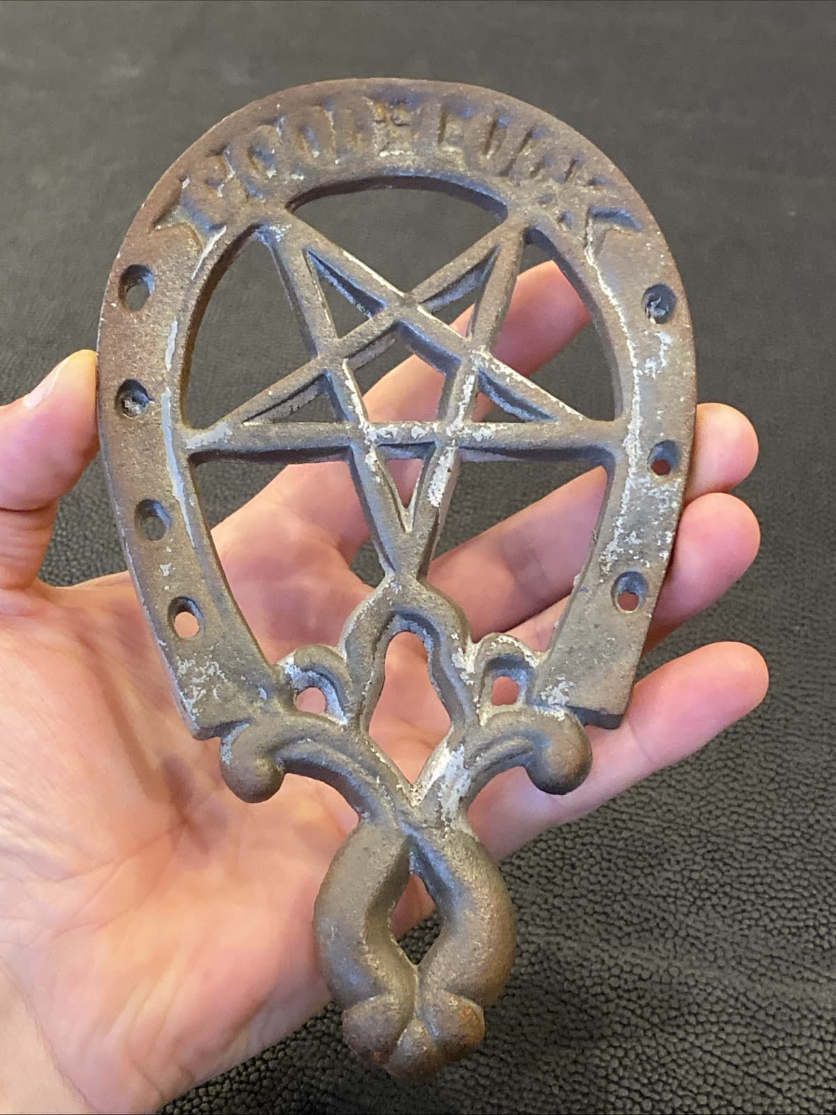 Antique Vtg Cast Iron Trivet Horseshoe Pentagram Star Good Luck Wall Hanging 7”