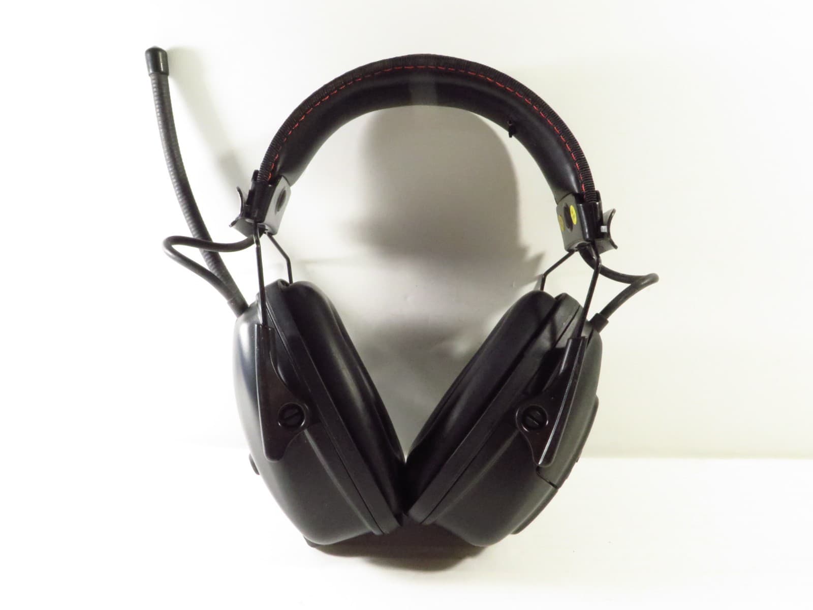 Honeywell Howard Leight Sync Radio AM/FM Headphones Hearing Protection EN352