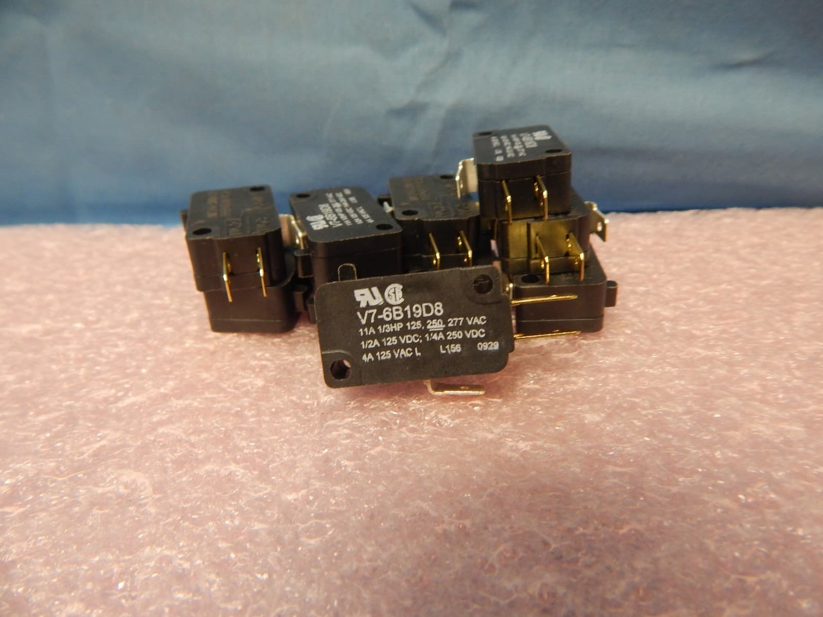 10 NEW Honeywell V7-6B19D8 Mini-Snap V7 SERIES, Microswitch XLong QC Terminals