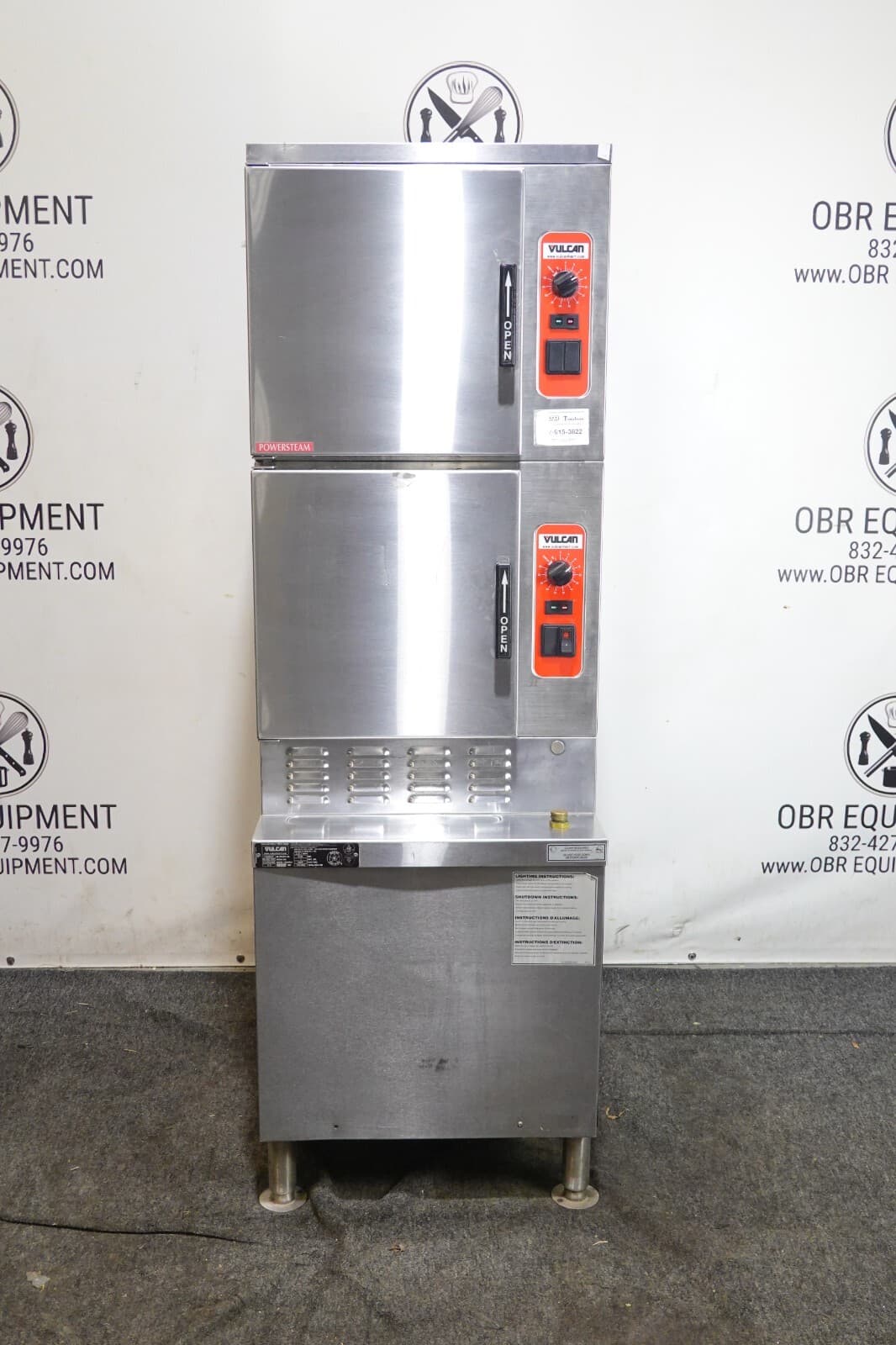 VULCAN 10 PAN DOUBLE STACKED NATURAL GAS CONVECTION STEAMER MODEL C24GA10-1