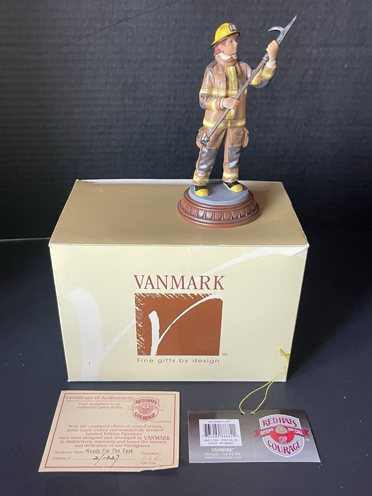 Vanmark Red Hats of Courage Ready for the Task Female Firefighter 2001 #2/1327
