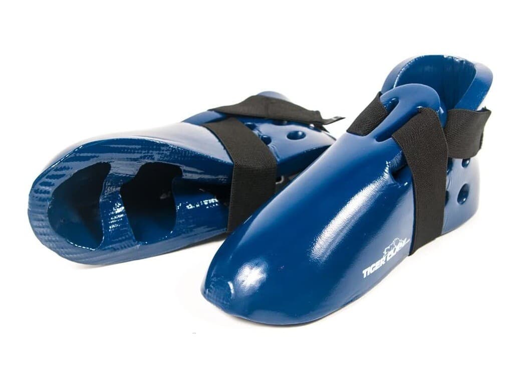 Tiger Claw Sparmaster Kicks Size Child 4, Color Blue