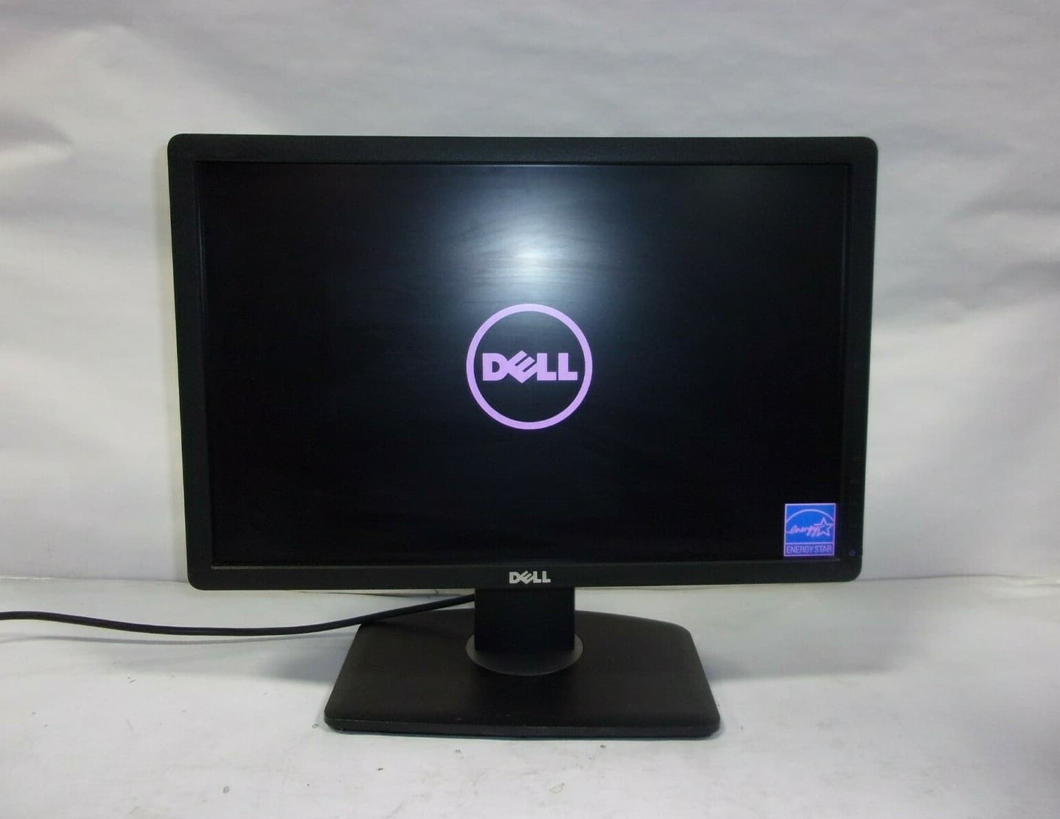 Dell UltraSharp 19 inch P1913T LCD Monitor W Power & VGA CABLE GRADE A