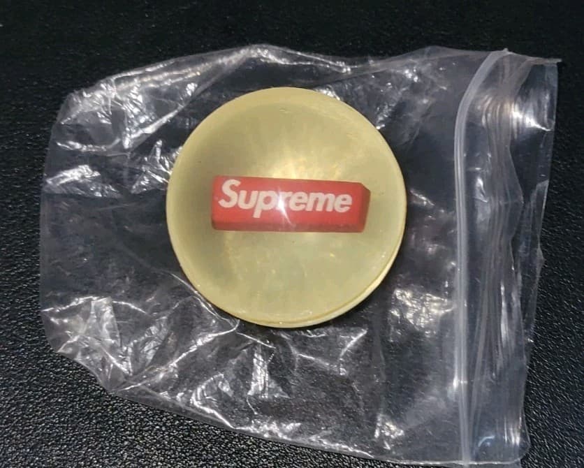 Supreme Bouncy Ball Clear Box Logo FW18