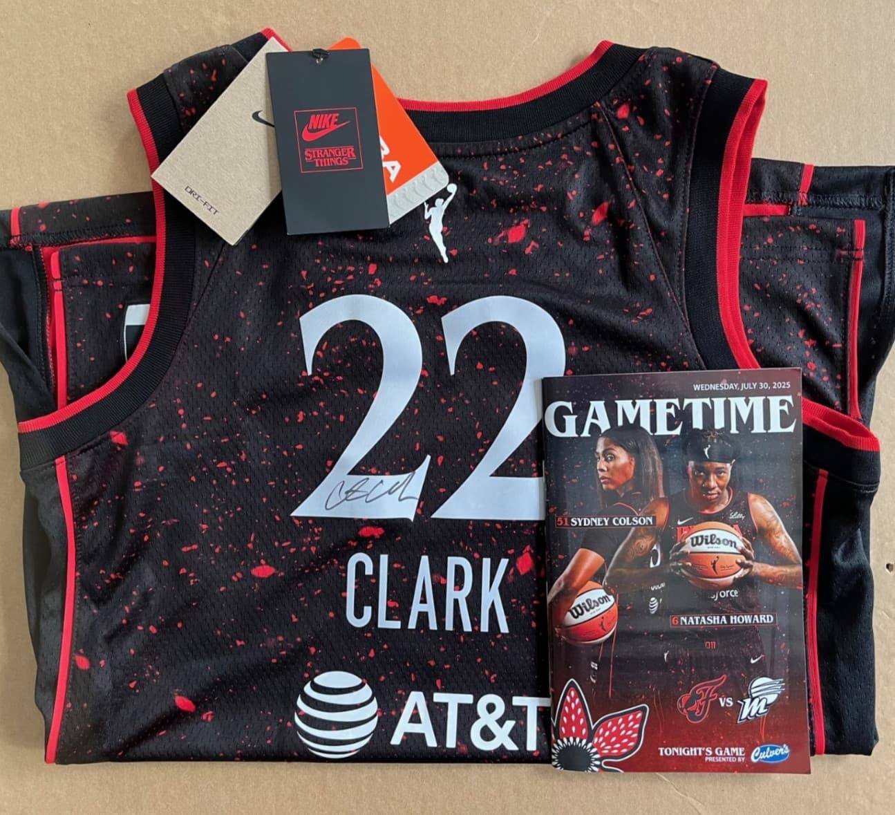 NEW NIKE CAITLIN CLARK AUTOGRAPHED INDIANA FEVER STRANGER THINGS JERSEY