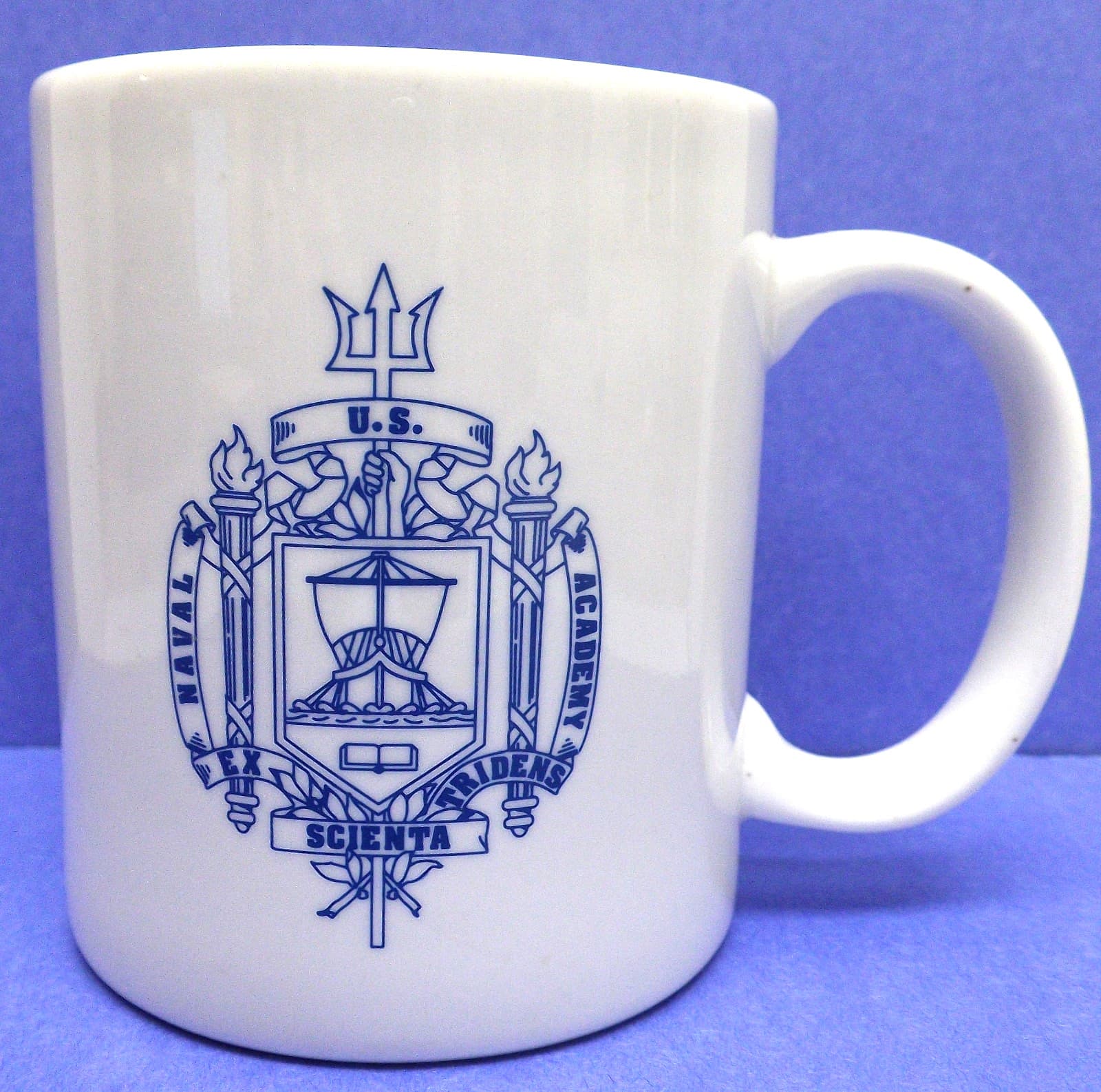 U.S. NAVAL ACADEMY Coffee Mug, Ex Tridens Scientia with BLUE LOGO. Facilitator.