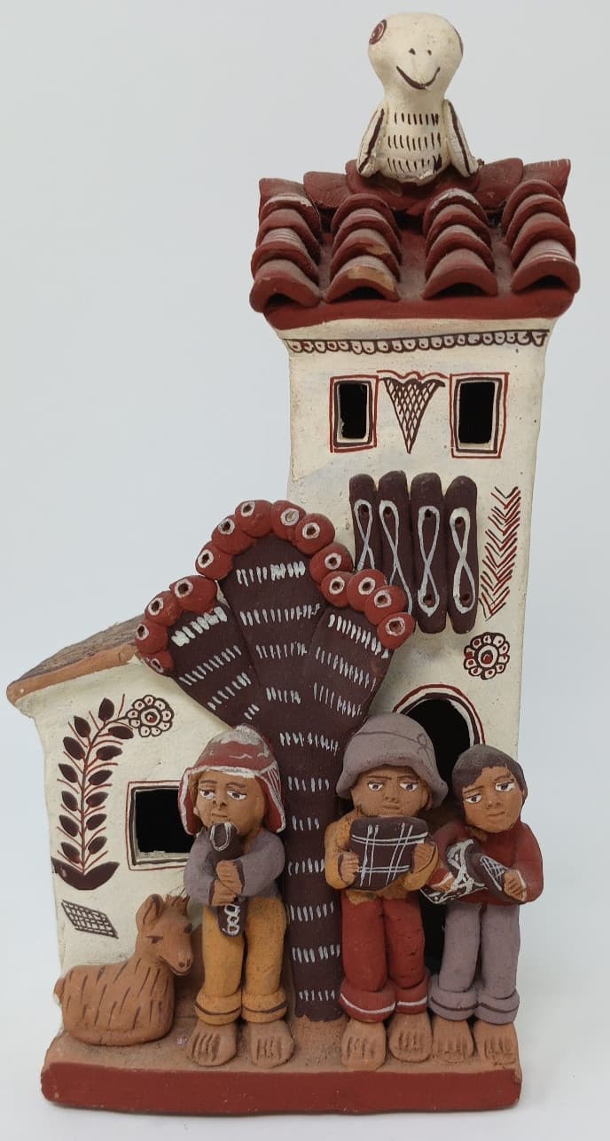 Peruvian Terra Cotta Clay Pottery Folk Art House Figures Elenor Menzie Imports