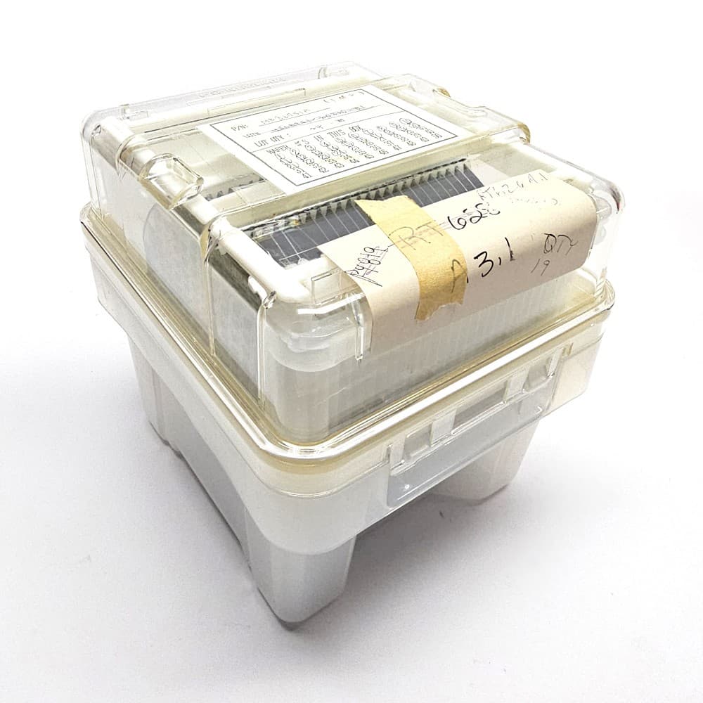 (Lot of 25) Semiconductor Silicon SiC IC Wafer 150mm 6"+ Carrier Case MW150N-D-1