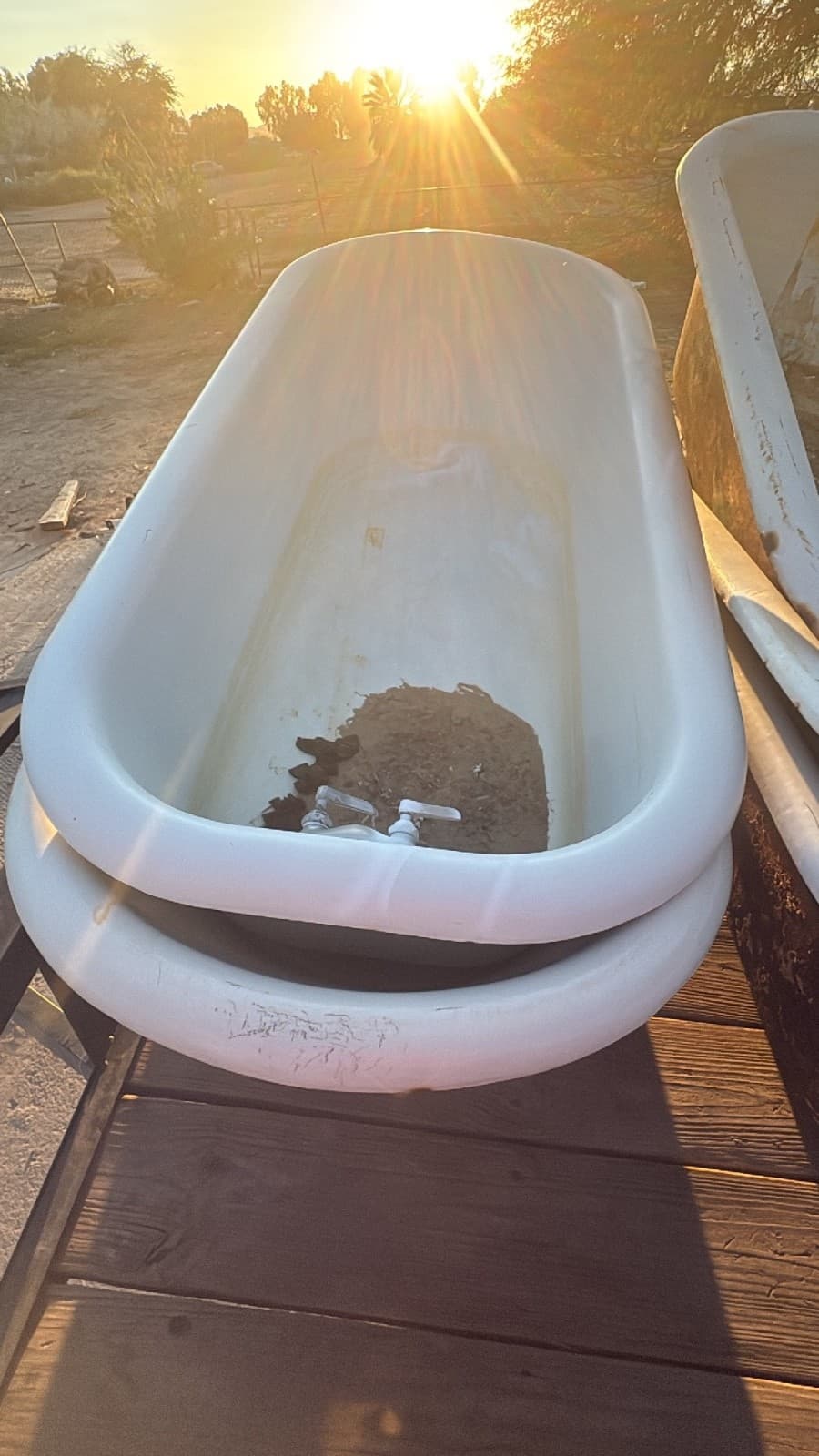 Vintage cast iron bathtubs no feet