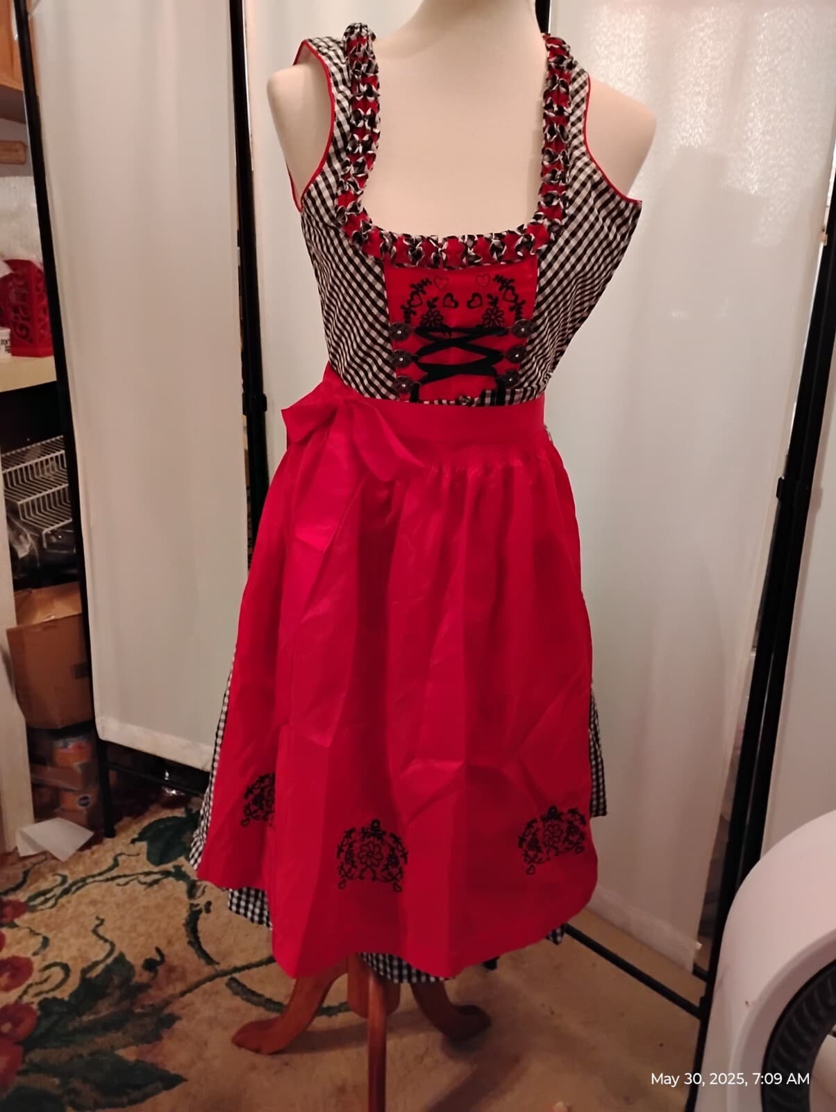 sz 4,NEW! Germany,Trachten,Oktoberfest,Dirndl Dress,3-pc,Black/RED FREE Blouse