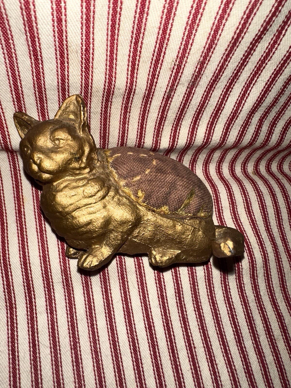 Antique Cast Iron Bronze Kitty Pin Cushion