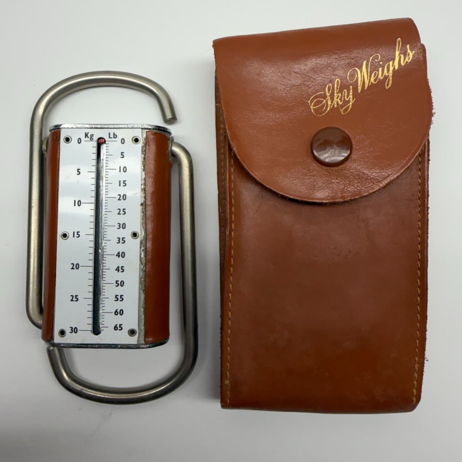 Vintage Sky Weighs Pocket Travel Luggage Scales in Leather Case England Used