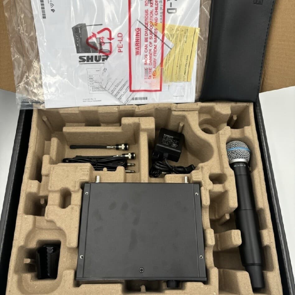 New Handheld Wireless Vocal System w/ BETA58 Microphones Express SLXD4/Beta58A