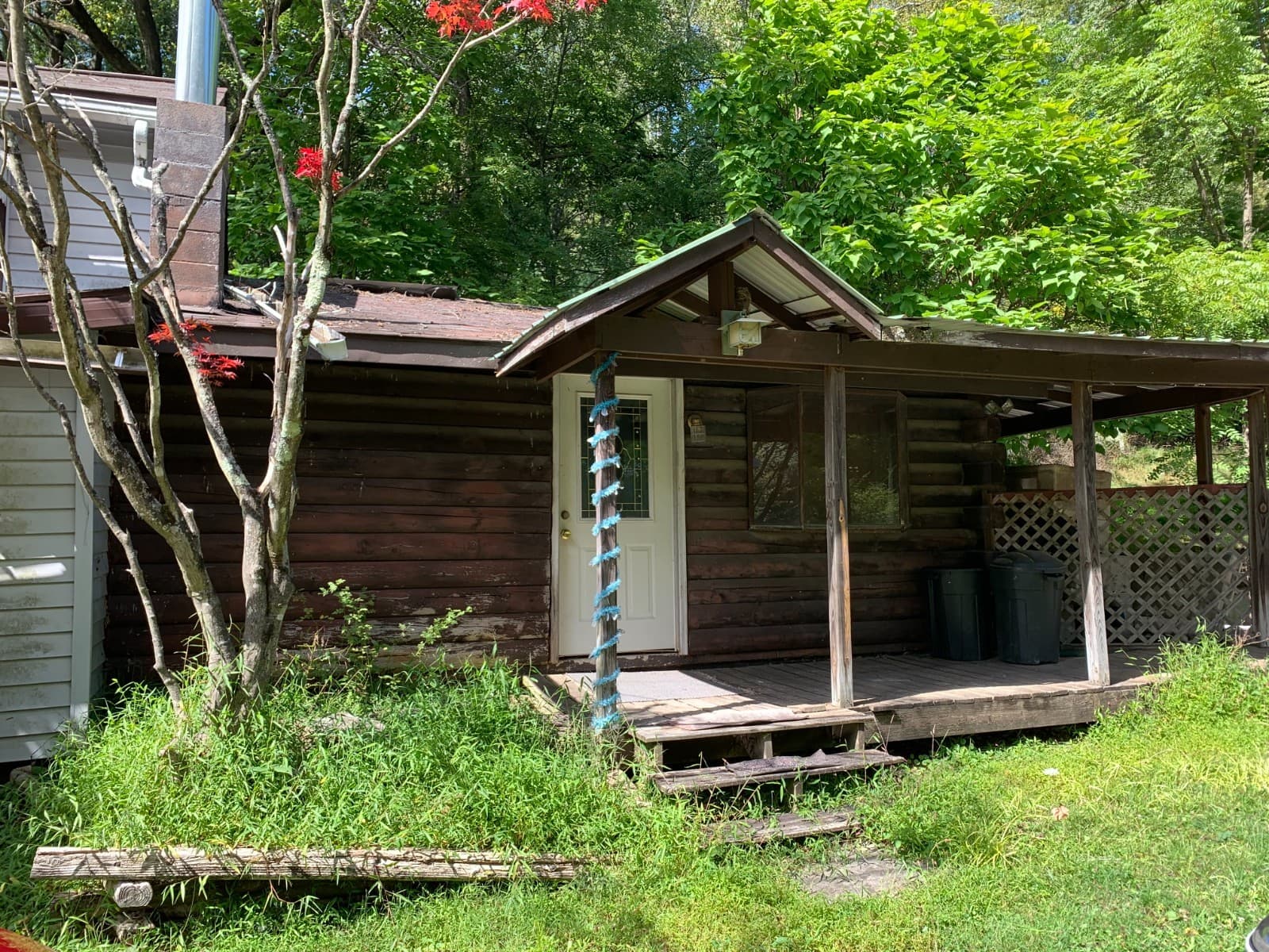 ($152K Value) 3bd/1ba Fixer Upper on 1 Acre of Land w/ Pool & Garage