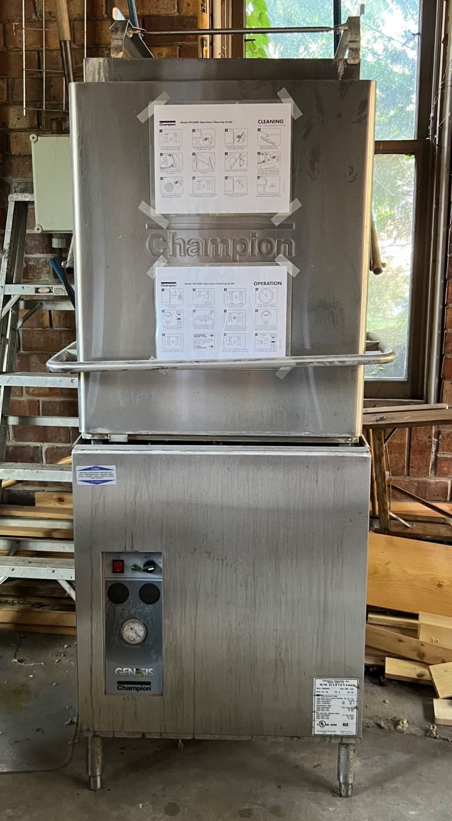 CHAMPION MODEL DH500T COMMERCIAL HIGH TEMP VENTLESS DISHWASHER - 280/240V,3PH