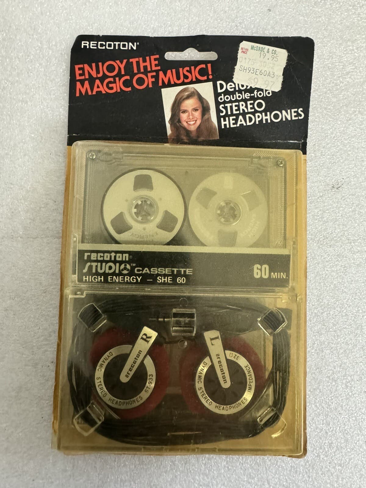 Recoton Studio Cassette High Energy 60 Min With Headphones