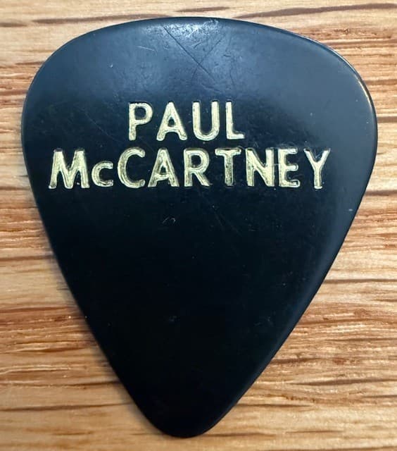 PAUL MCCARTNEY / WRITTEN ON BACK / 100% AUTHENTIC TOUR GUITAR PICK