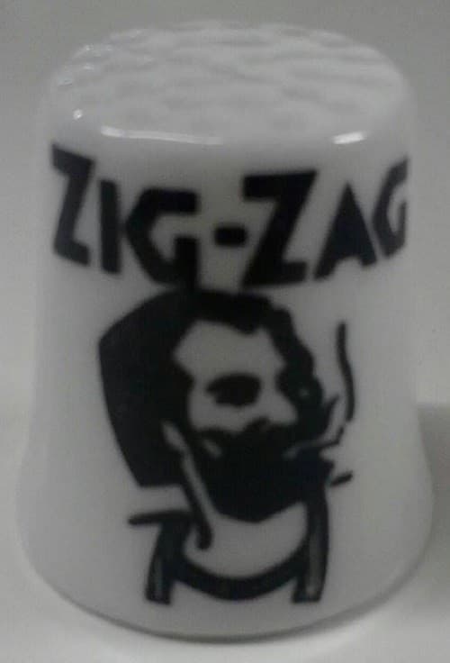 Charming Zig Zag Collectible Porcelain Thimble