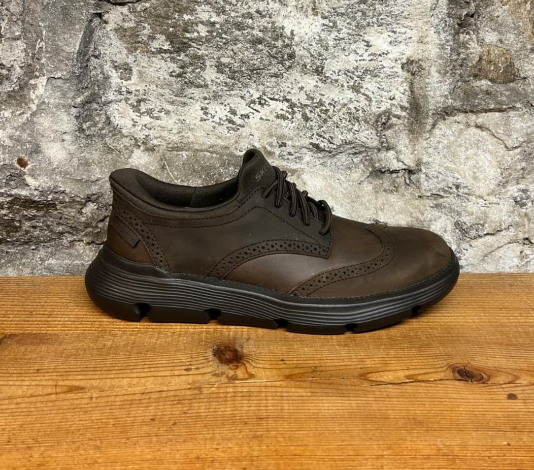 SKECHERS Slip-ins Garza-Sully 205311 Mens Wingtip Cocoa New In Box