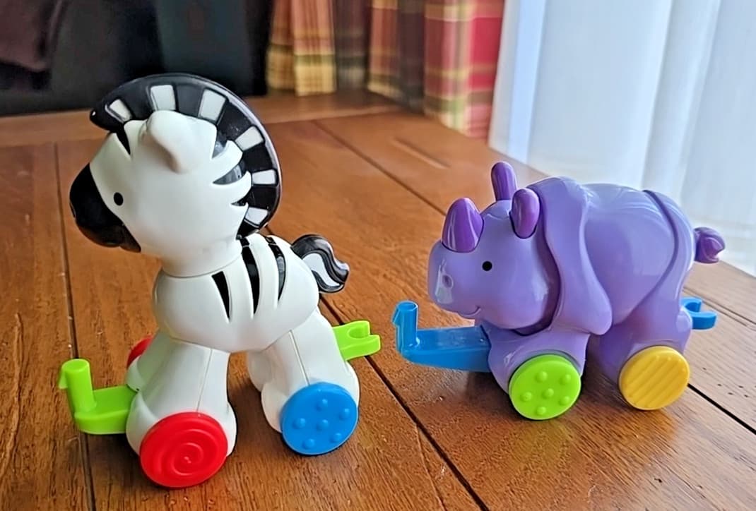 Fisher Price Amazing Animals Baby Train Giraffe Zebra on Wheels Replacement Toys