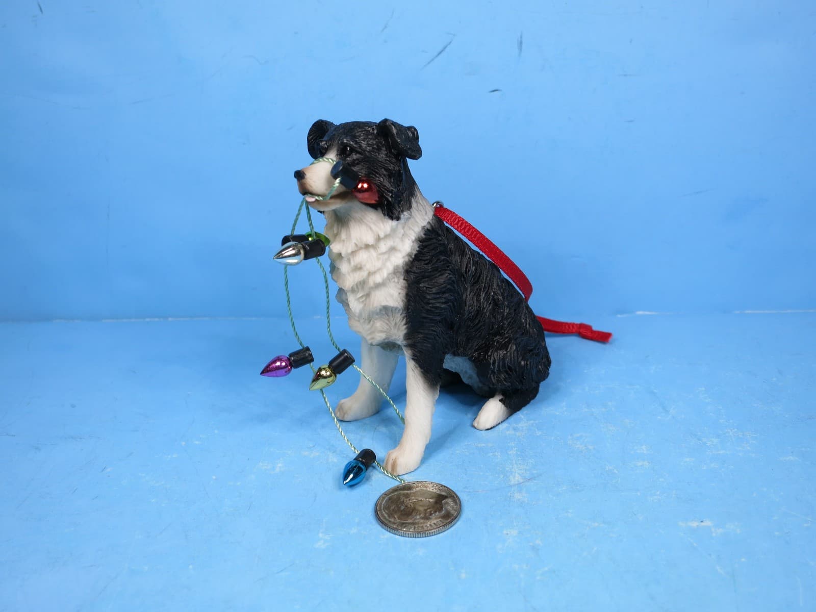 SANDICAST DOG CHRISTMAS ORNAMENT Border Collie W/Light String-New In Box