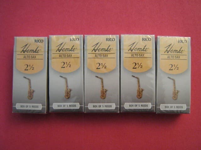 Hemke Alto Sax Reeds, Strength 2 1/2, FIVE 5 reed packs. New, in sealed boxes!!!