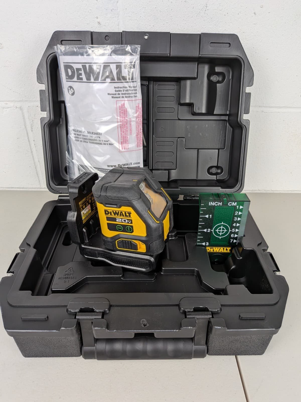 DEWALT DCLE34021 20V MAX Li-Ion Cordless Green Cross Line Laser (Tool Only)