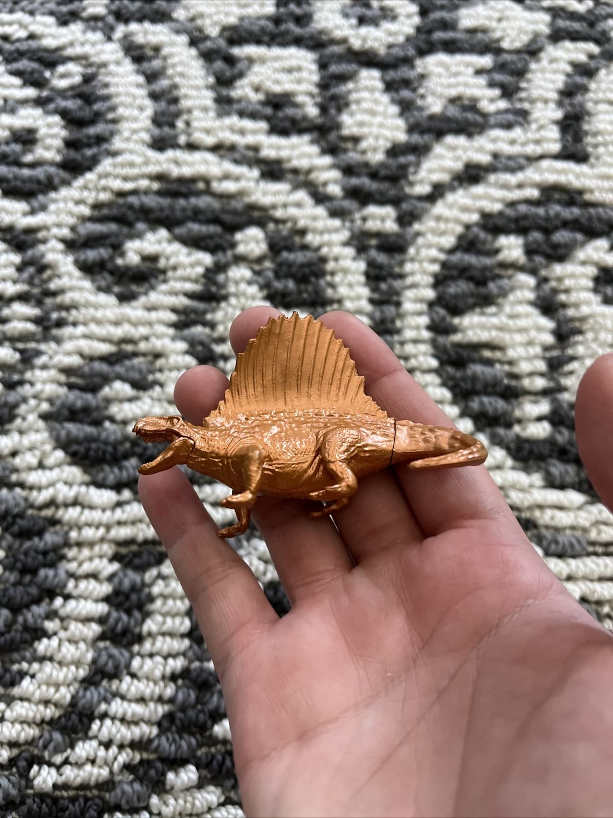 Jurassic World Captivz Dominion Wave 3 Dimetrodon bronze metallic Dinosaur! ✅
