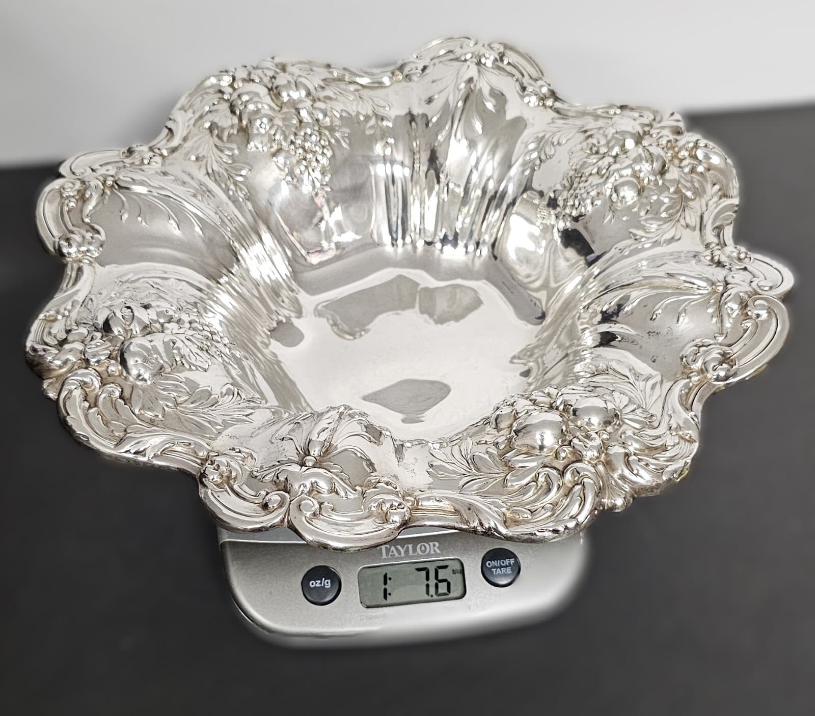 Reed & Barton X552 Francis I .925/1000 Sterling Silver serving Bowl 11.5"