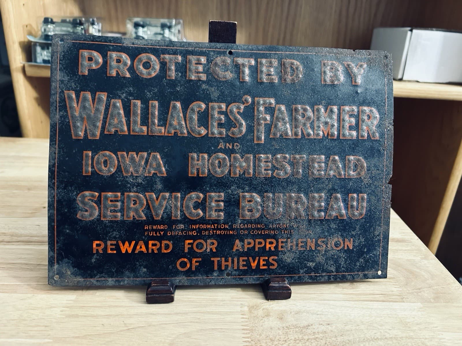 VTG 1930's Wallace's Farmer Iowa Homestead Tin Tacker Embossed Advertising Sign