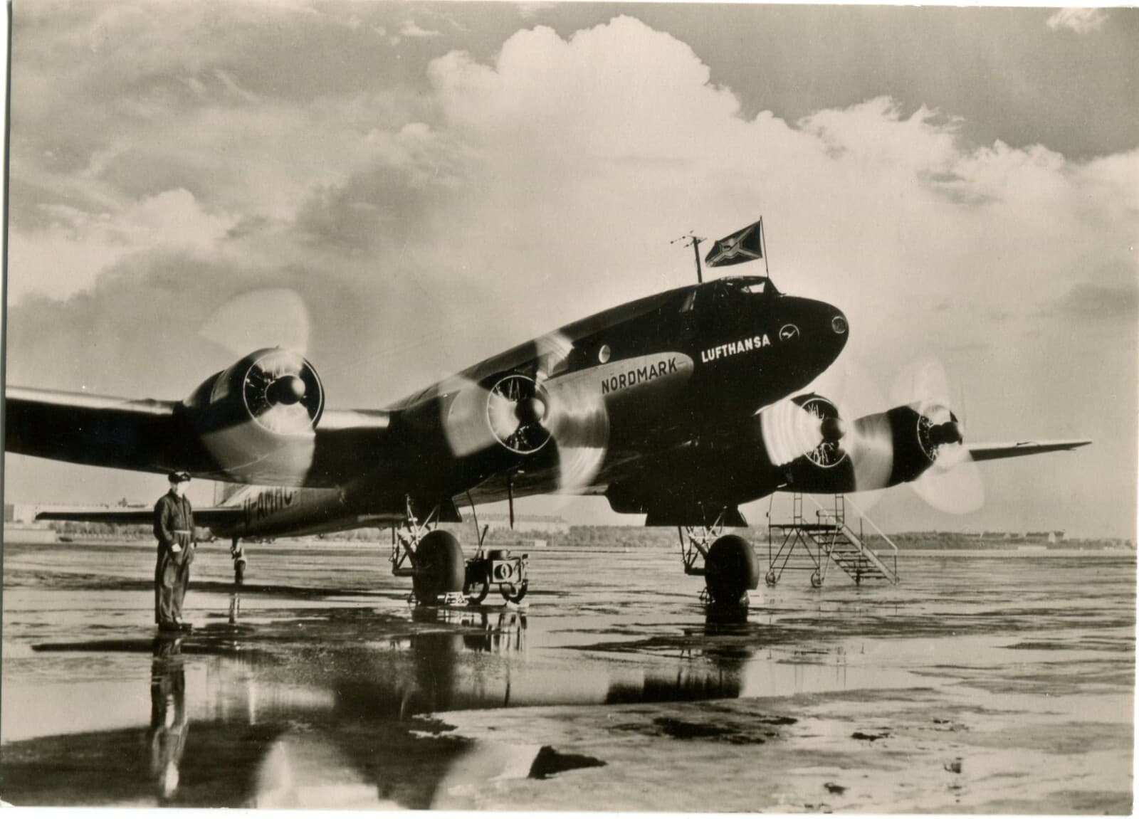 Lufthansa Airlines - Focke-Wulf FW200 - Postcard - Unused