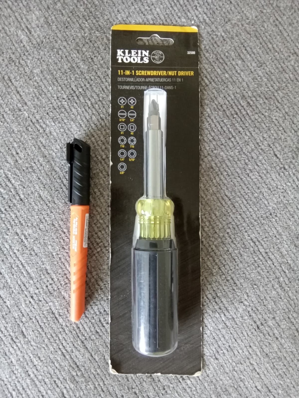 NEW KLEIN TOOLS 32500 11-IN-1 MULTI-BIT SCREWDRIVER/ NUT DRIVER/ KLEIN SHARPIE