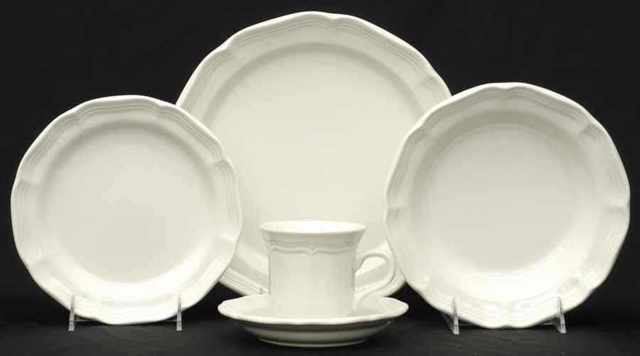 Mikasa French Countryside 5 Piece Place Setting 6037710