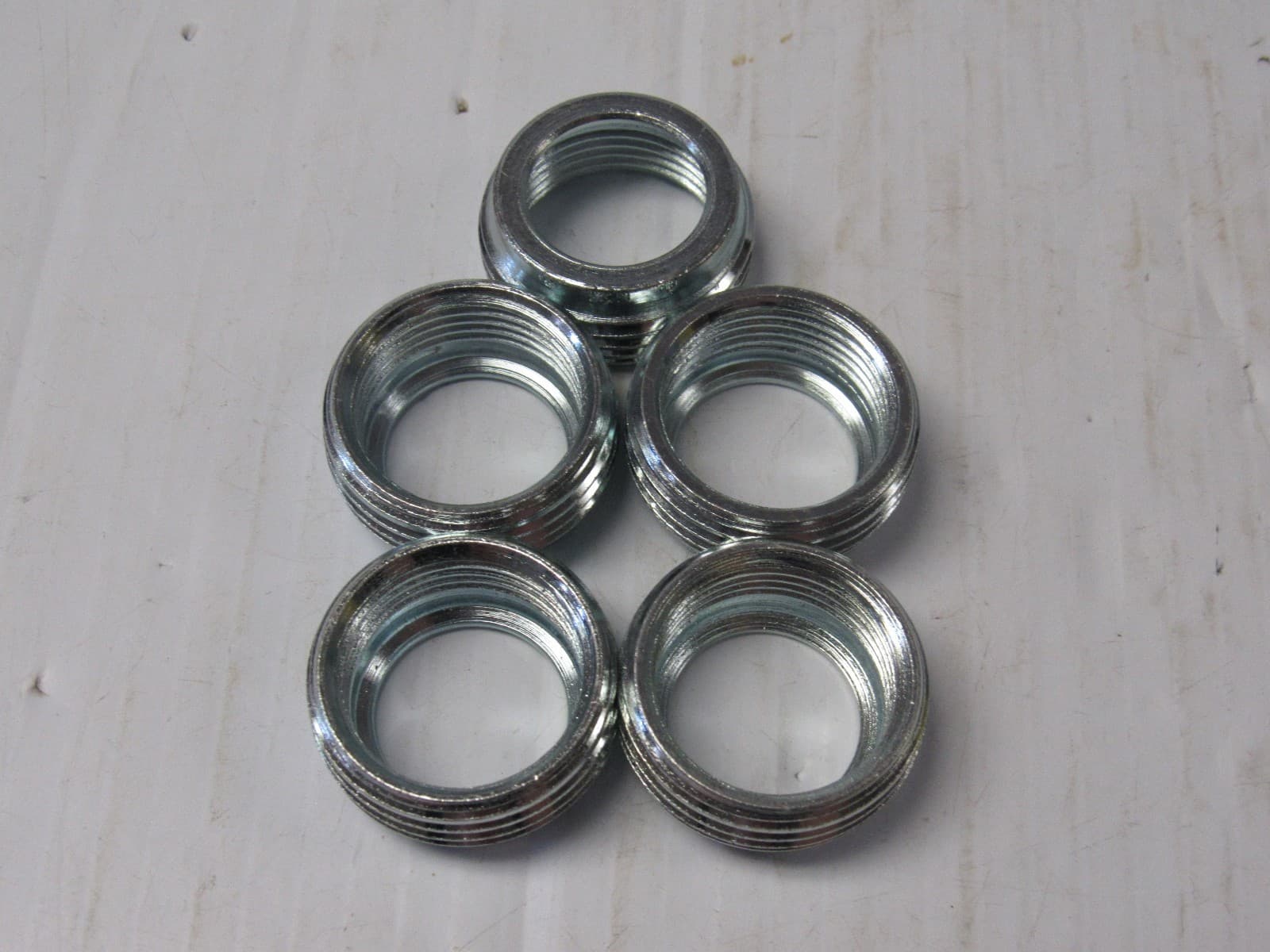 NEW LOT OF 5 T&B GALVANIZED STEEL REDUCER BUSHING 1" X 3/4"