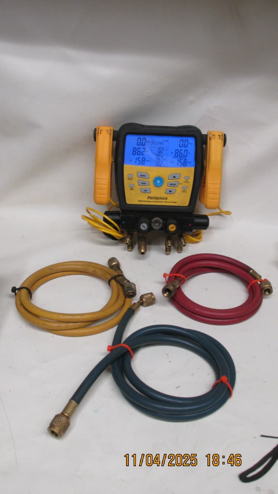 Fieldpiece sm480v 4-port sman refrigerant manifold w/ micron gauge