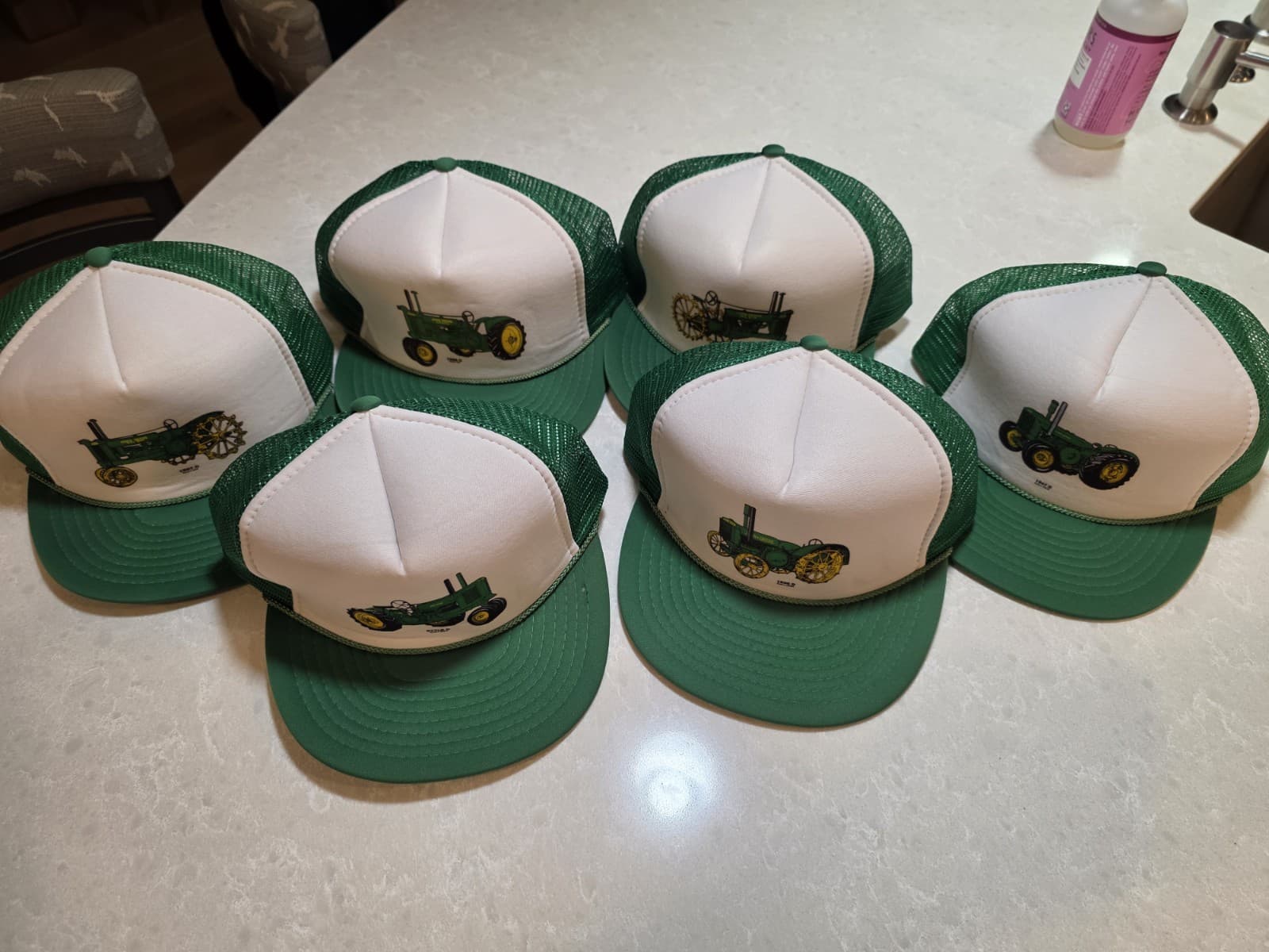 🚨 Lot of 6 Different JOHN DEERE Vintage Tractor Snapback Hats ~ UNWORN