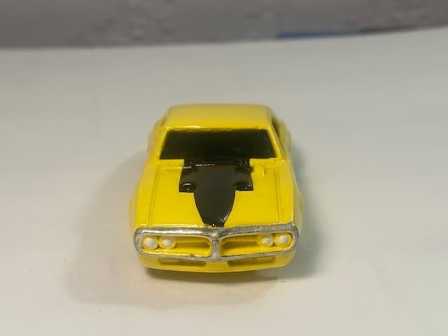 Up for auction is a Resin 1968 Pontiac Firebird HO Slot Car 4-Gear Body