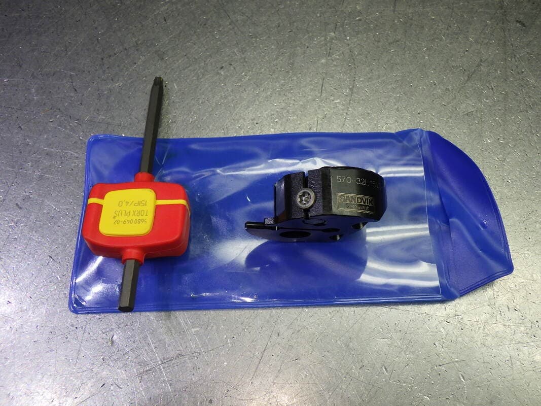 Sandvik SL32 41.6mm Indexable Grooving Head 570-32L151.3-07-25 (LOC2273B)