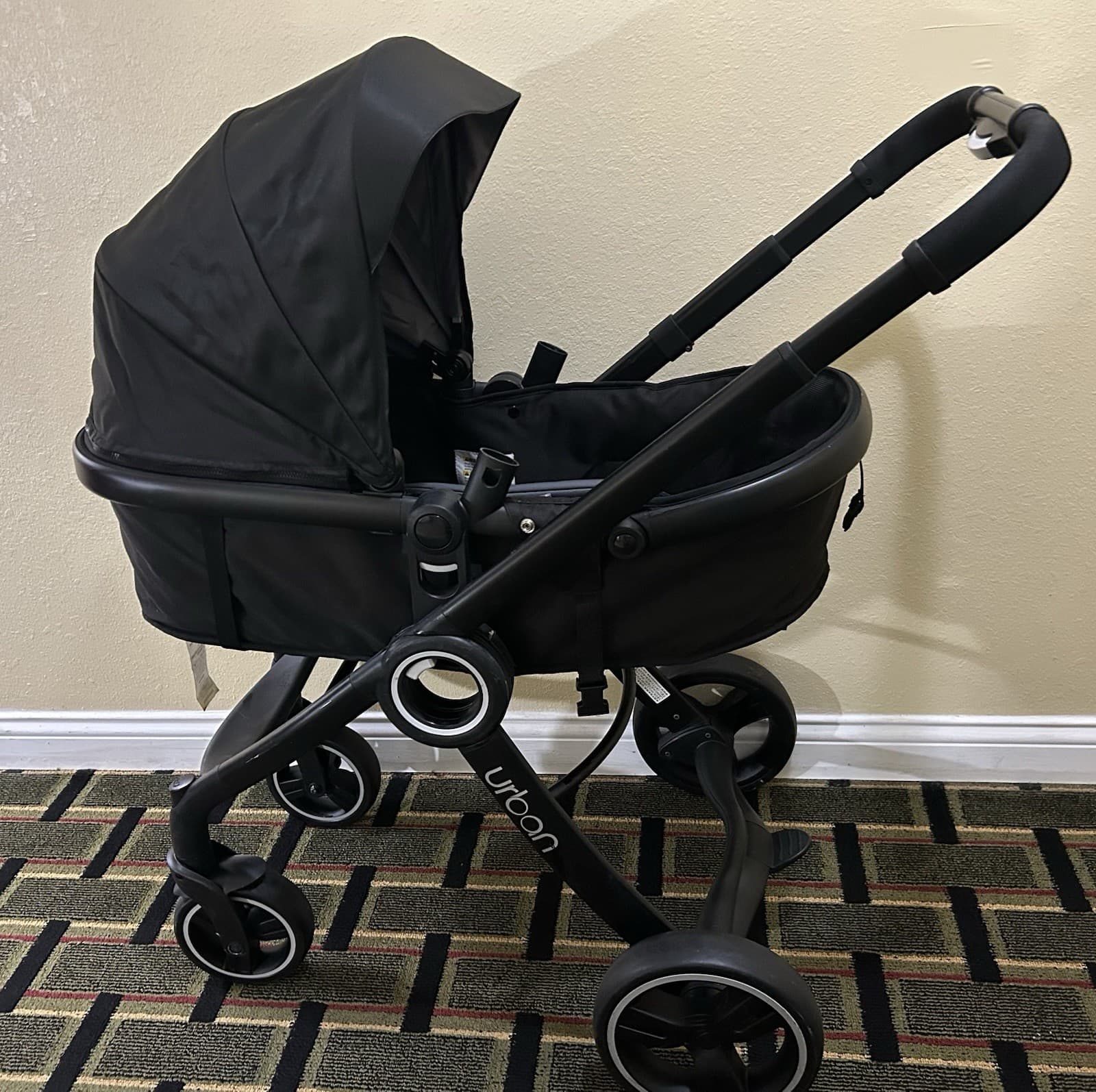 Chicco Urban 6-in-1 Modular Stroller w/ Bassinet Insert and Carseat Base Insert
