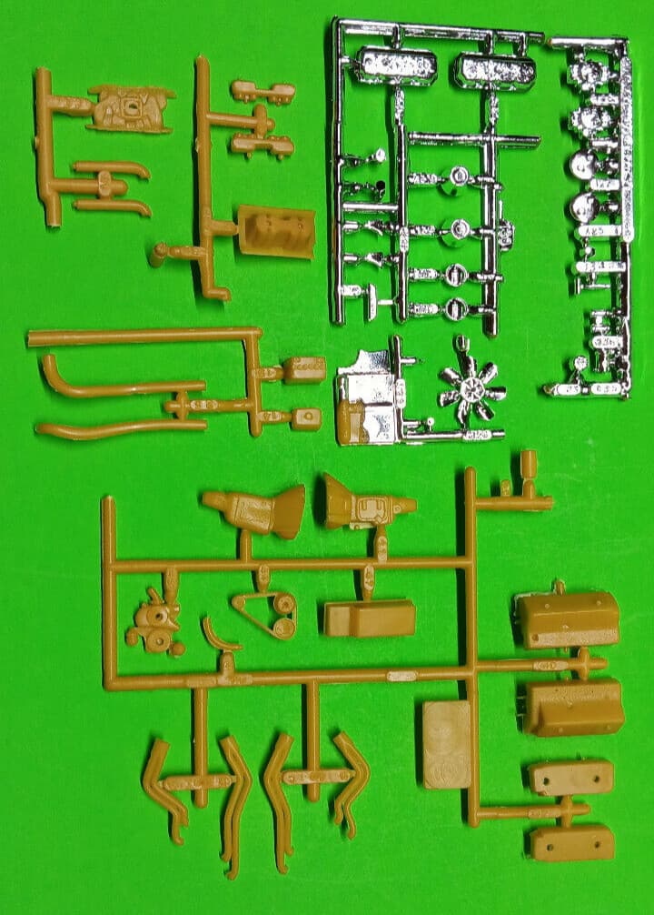 1976 76 Dodge Dart 1/25 426 Hemi motor engine tunnel ram long tube headers model