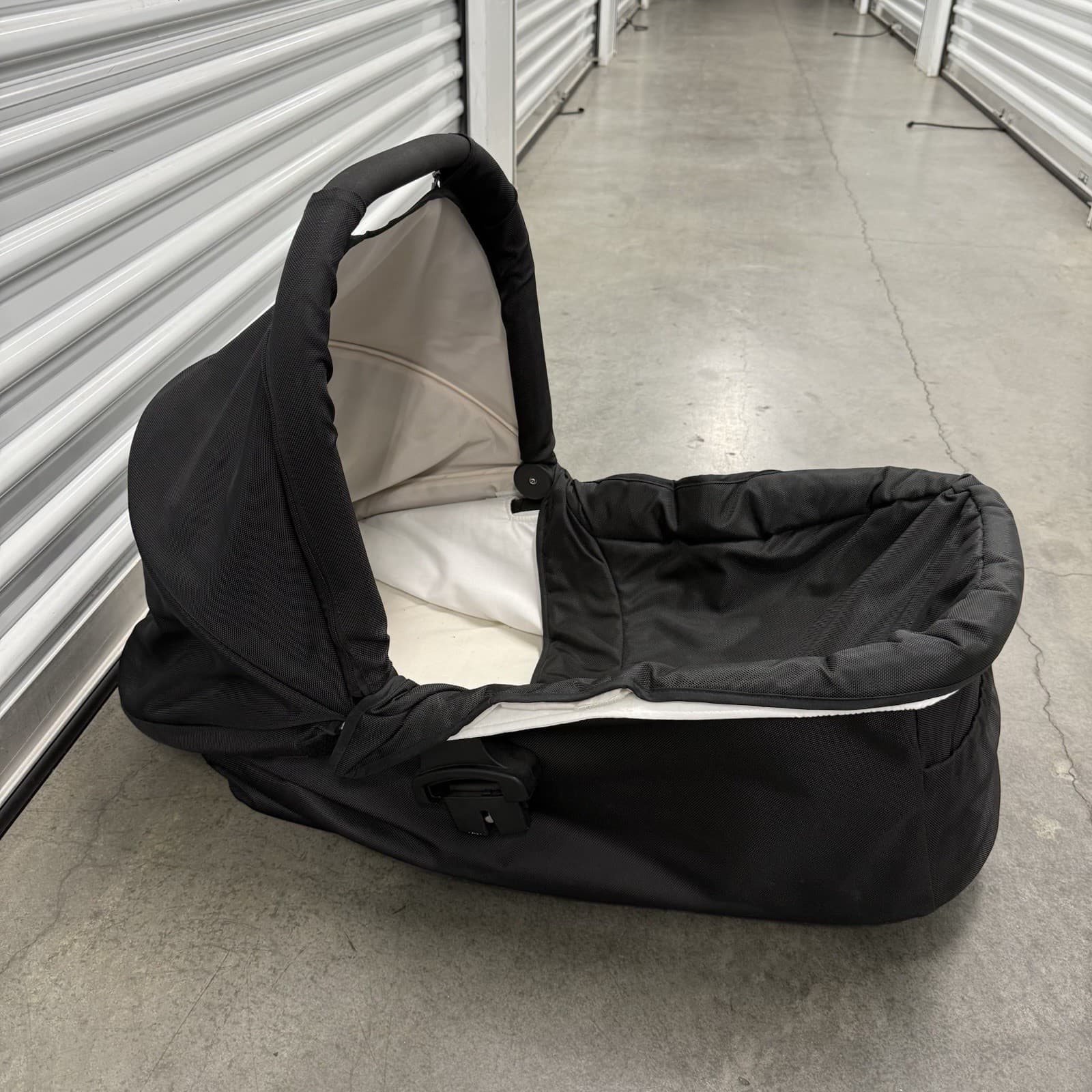 Britax B-Ready Stroller Bassinet Only Black Sold As Is