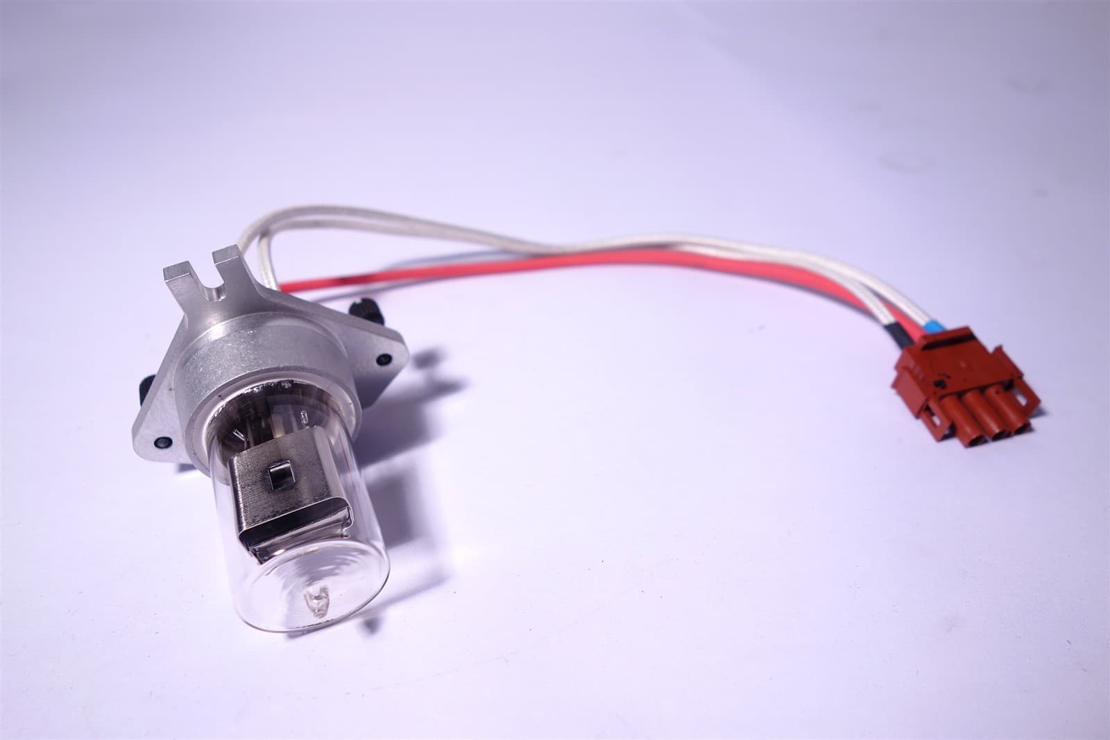 Beckman 514366 Deuterium Lamp for DU-800, 700, 600 series Spectrophotometers