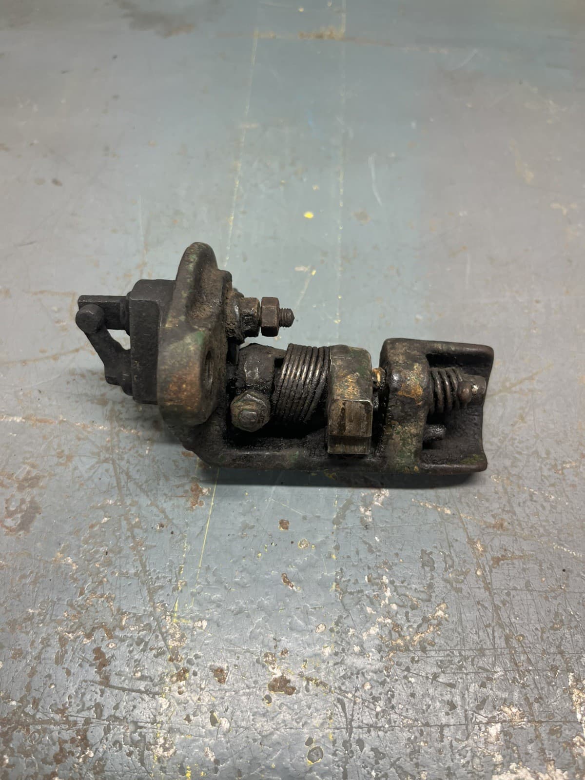 IGNITER for a JOHN DEERE E 1-1/2hp 3hp 6hp Hit N Miss Old Gas Engine E108R