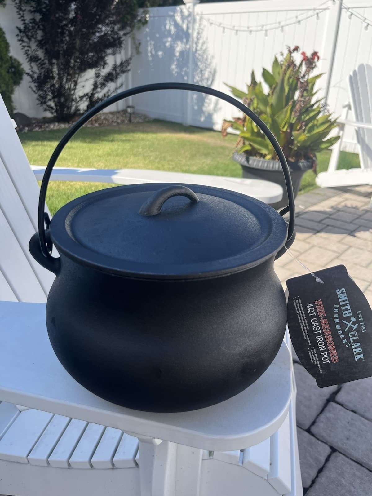 Smith & Clark Black Cast Iron Pot Cauldron New 4qt Halloween Decor Lid