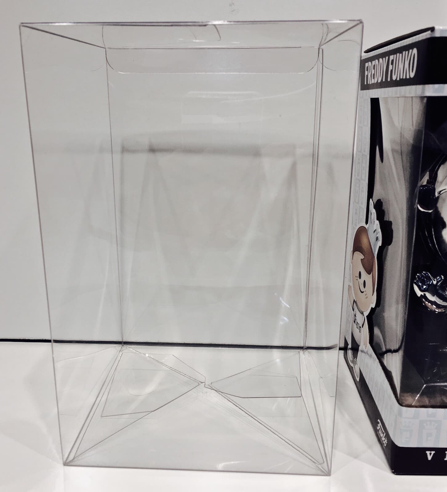 1 Box Protector For FUNKO RETRO FREDDY Large Size READ ITEM DESCRIPTION!!