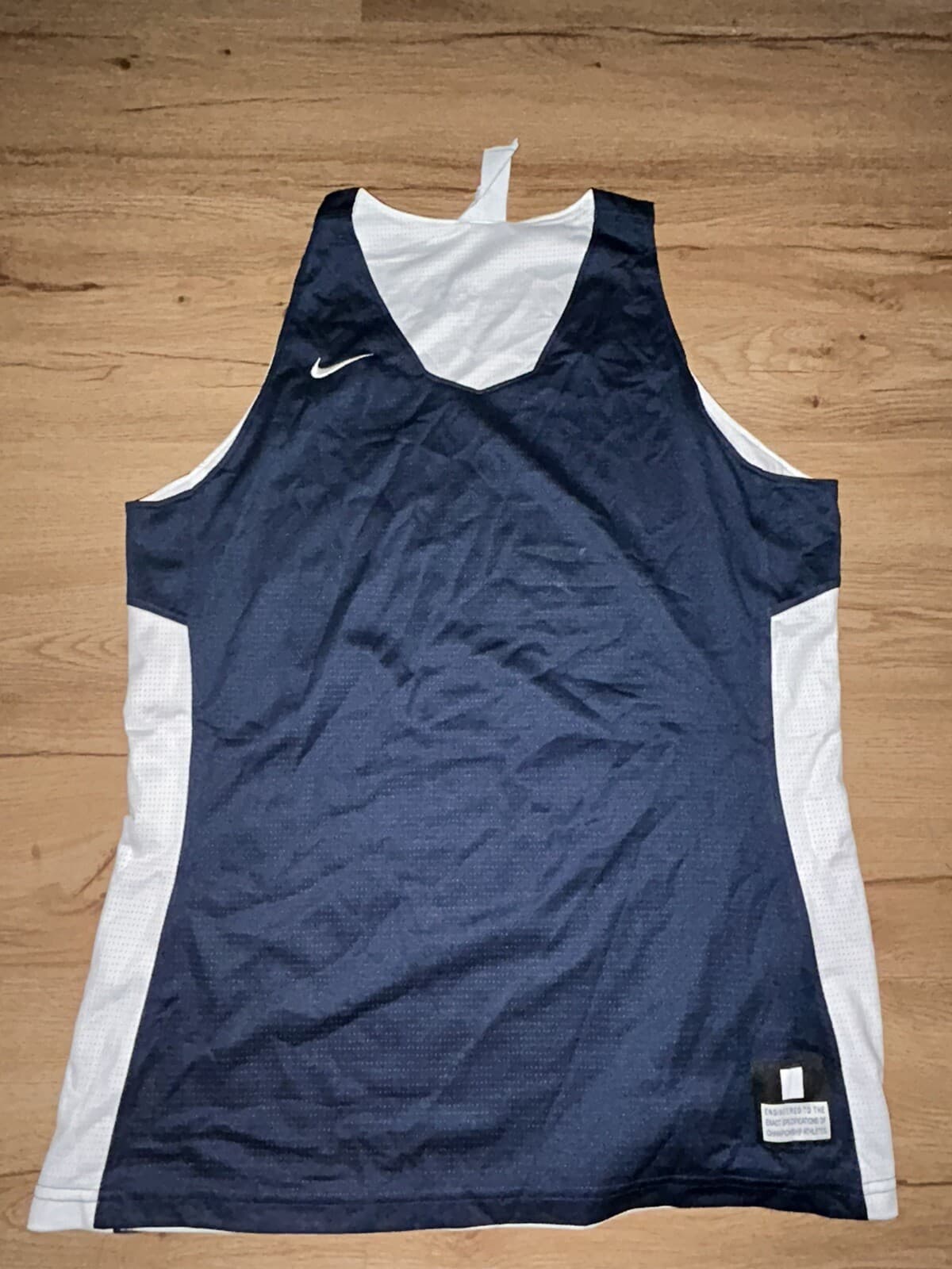 NIKE WOMENS BASKETBALL REVERSIBLE JERSEY TOP SIZE LARGE NAVY/WHITE NWOT