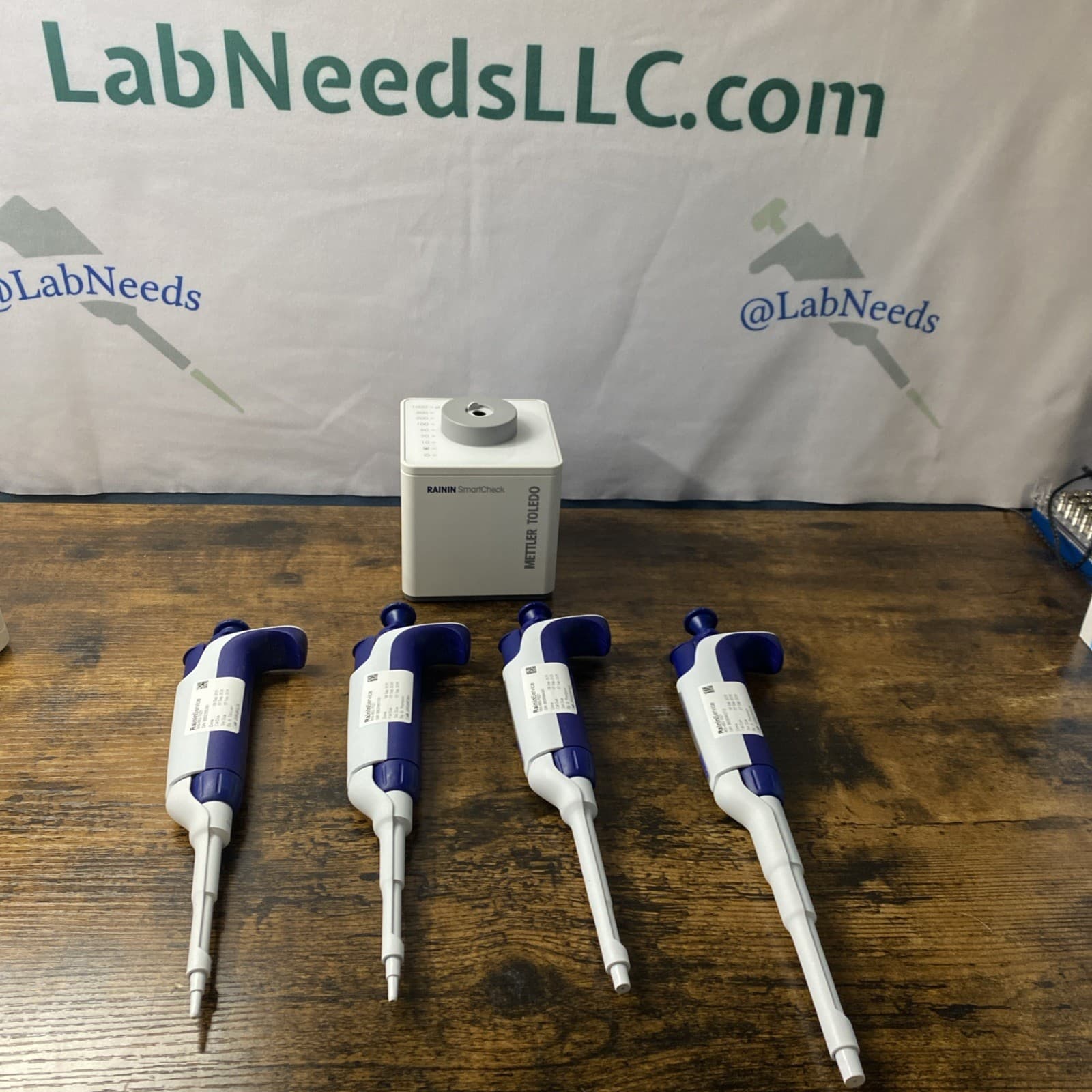 Rainin PipetLite XLS+ LTS Pipette Set L1000, 200, 20, & 10 Calibrated Sep 2025