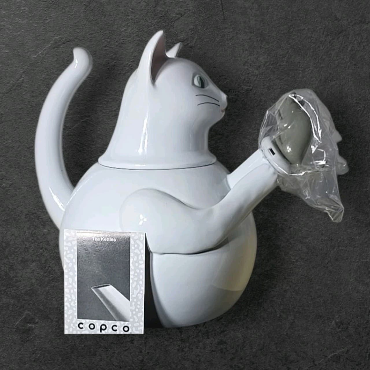 COPCO White CAT w/ Grey MOUSE Enamel Steel Whistling TEA KETTLE MZ Kitty 1994