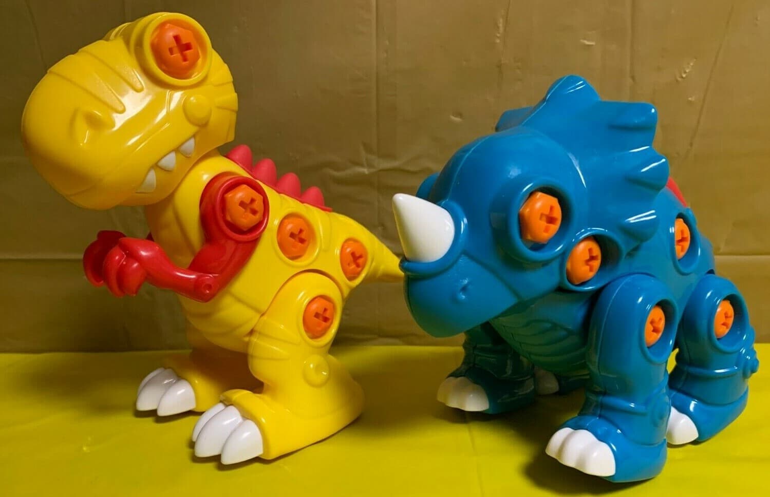 Dino Works - T-Rex & Triceratops by Discovery Toys